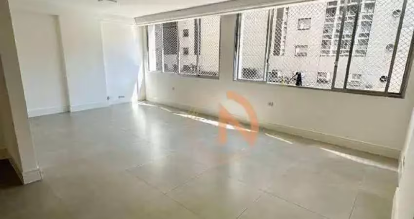 Apartamento 160m², 3 quartos (1 suíte), 1 vaga, recém-reformado