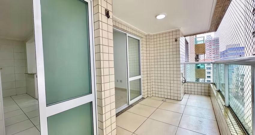 Apartamento à venda na Guilhermina em Praia Grande-SP: 2 quartos, 1 suíte, 1 sala, 1 banheiro e 53,00 m² de área.