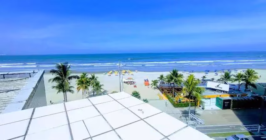 Apartamento EM PRÉDIO FRENTE AO MAR, à venda com 2 quartos, elevador, no Bairro Ocian em Praia Grande