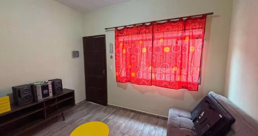 Imóvel à venda: Casa em condomínio de 1 dormitório na Guilhermina, Praia Grande-SP - 48,00m², 1 vaga de garagem!