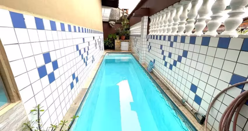 Casa isolada com piscina 2 dormitorios 1 suite 200 metros mar praia grande - sp
