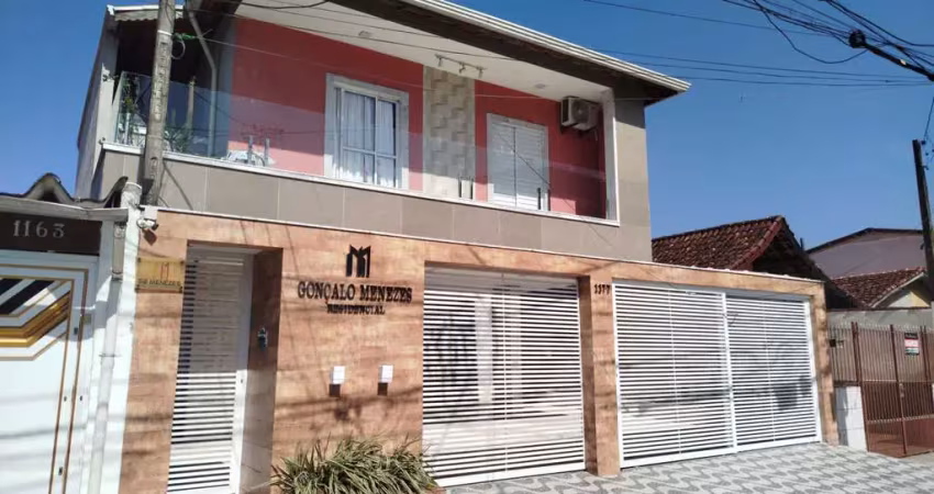 Aluguel de casa de condomínio em ocian, praia grande-sp: 2 quartos, 1 sala, 1 banheiro, 1 vaga de garagem, 66,00m².