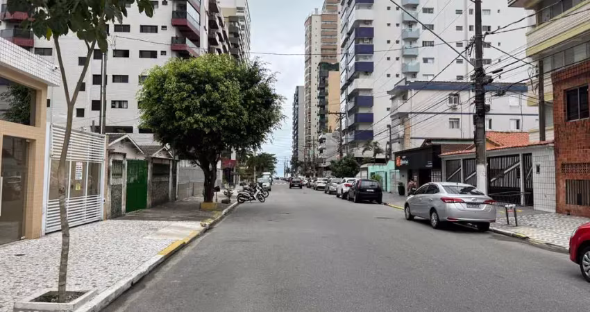 Apartamento à venda em praia grande-sp, canto do forte: 1 quarto, 1 sala, 1 banheiro, 1 vaga, 33 m² - a apenas 200m do mar!