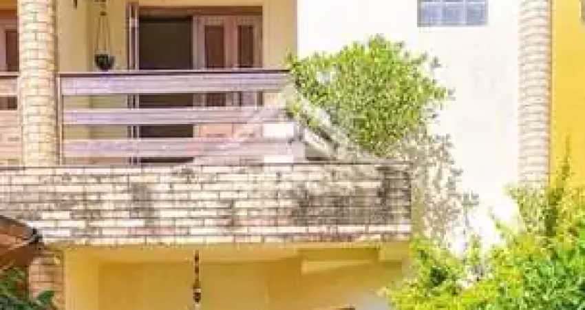 Casa com 3 quartos à venda na Avenida Altos do Santa Rita, 270, Aberta dos Morros, Porto Alegre