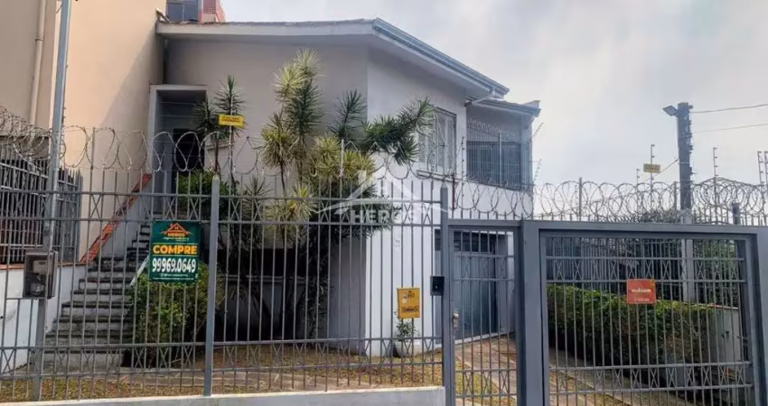 Casa com 3 quartos à venda na Rua Doutor Lucidoro Brito, 90, Medianeira, Porto Alegre