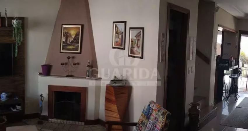 Casa com 3 quartos à venda na Rua Isidoro Bettio, 103, Hípica, Porto Alegre