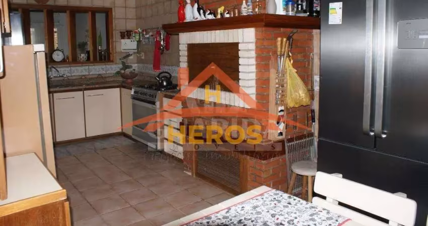 Casa com 3 quartos à venda na Rua Edgar Luiz Schneider, 510, Ipanema, Porto Alegre