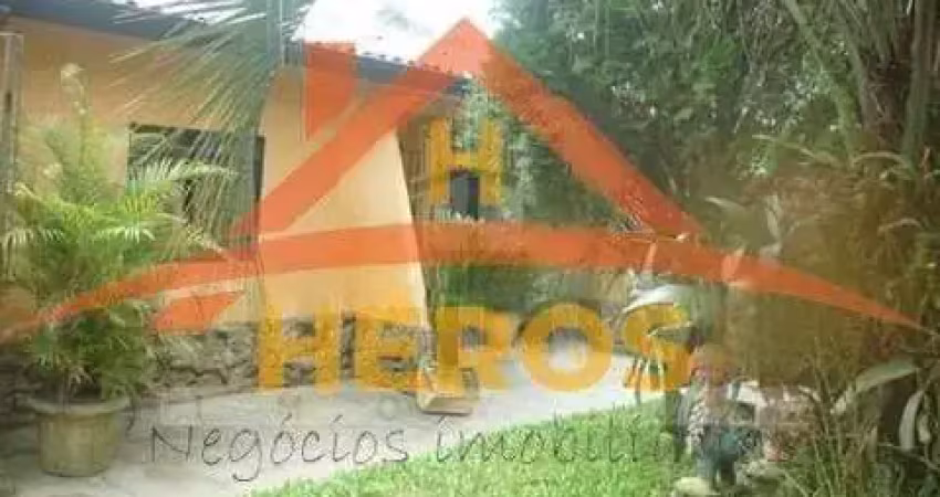 Casa com 3 quartos à venda na Rua Finlandia, 150, Lomba do Pinheiro, Porto Alegre