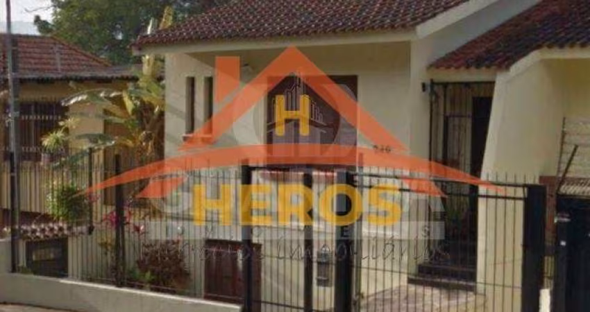 Casa com 4 quartos à venda na Rua Dário Totta, 240, Teresópolis, Porto Alegre