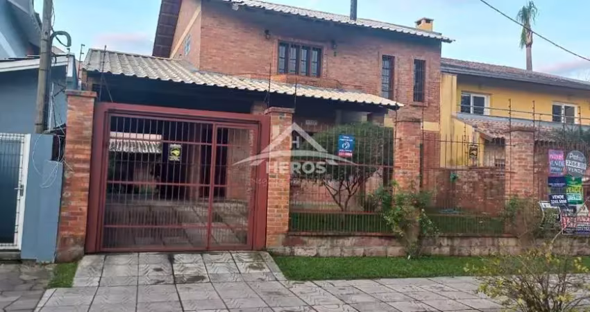 Casa com 4 quartos à venda na Avenida Tramandaí, 1152, Ipanema, Porto Alegre