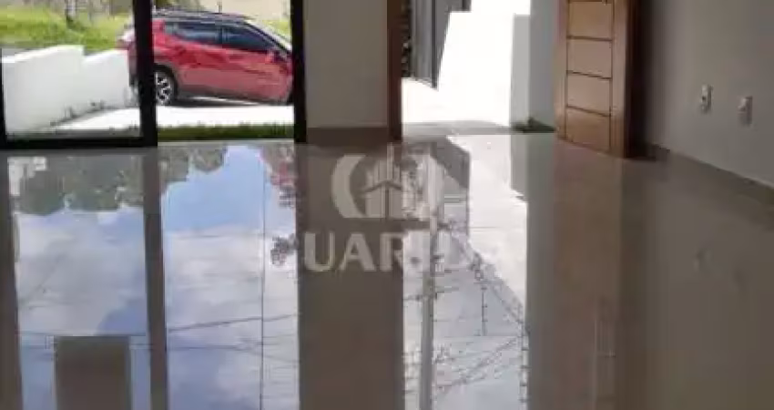 Casa com 2 quartos à venda na Rua Heitor Kramer, 704, Guarujá, Porto Alegre
