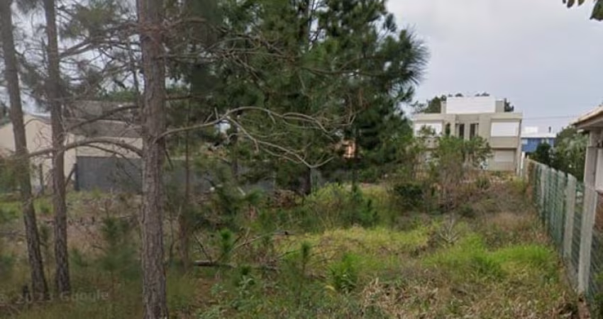 Terreno de 300m² em Capão Novo Village