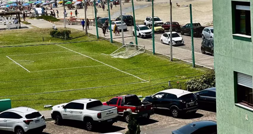 Belo apartamento de 1 dormitório, beira mar, em capão novo!