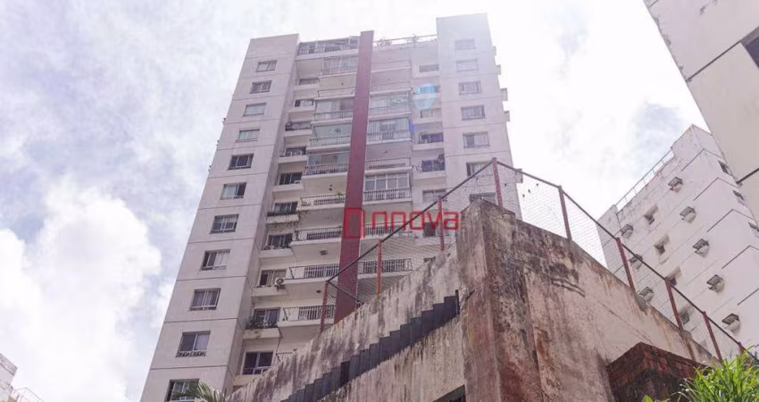Apartamento Três Quartos para Venda no Candeal