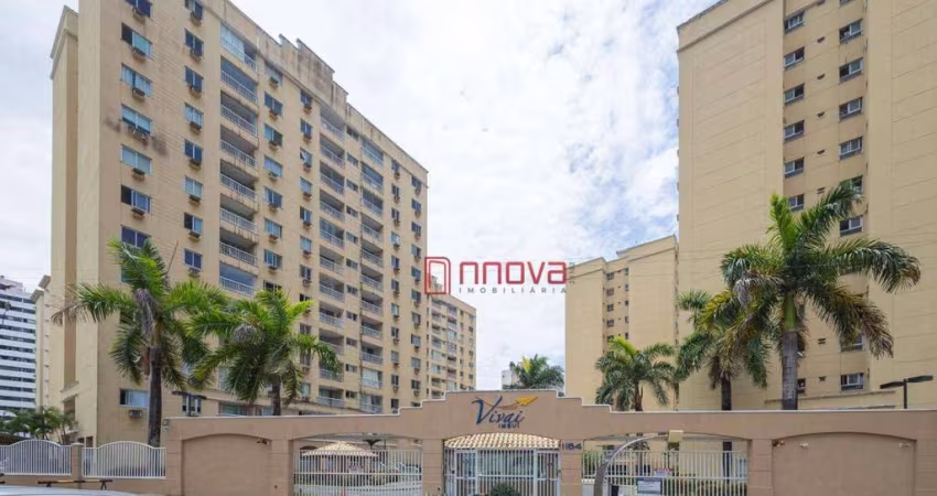 Apartamento Três Quartos para Venda no Imbuí
