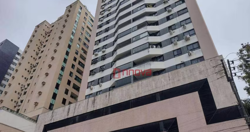 Apartamento Quatro Quartos para Venda e Locação na Pituba