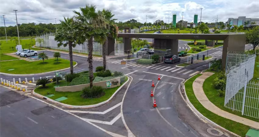 Terreno em condomínio fechado à venda na Avenida dos Florais, Ribeirão do Lipa, Cuiabá
