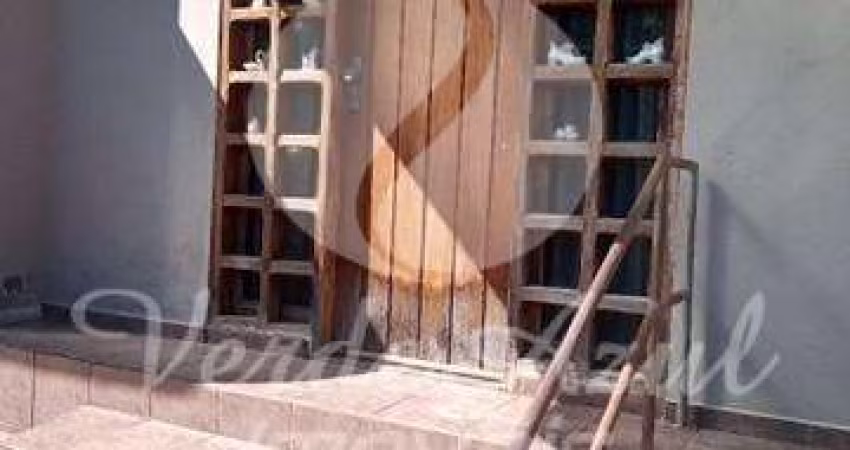 Casa com 3 quartos à venda na Rua Urias Ferreira Lobo, 93, Centro, Monte Mor