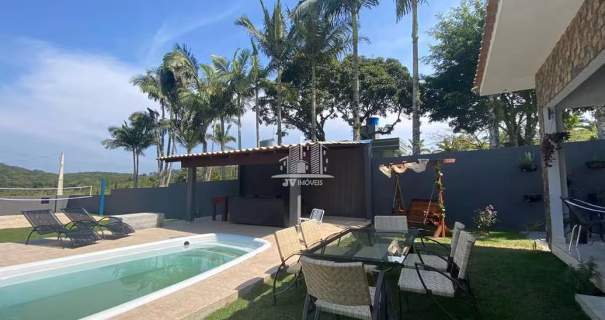 Linda chÁcara com piscina, Medeiros, Barra Velha - SC