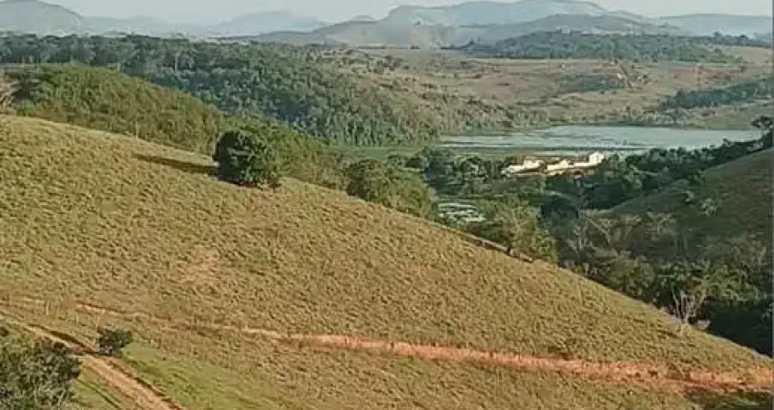 Fazenda à venda na Zona Rural, Laranjal 
