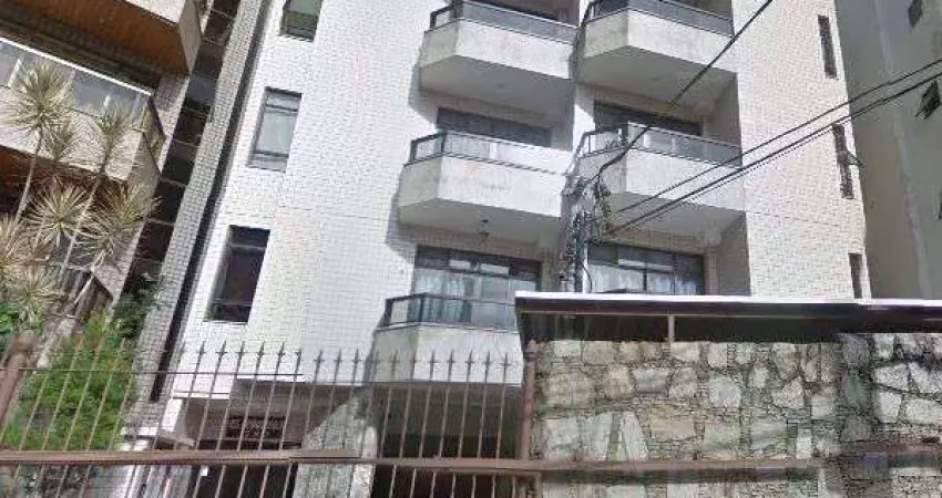 Apartamento de 2 quartos com suíte e varanda em localização privilegiada!!