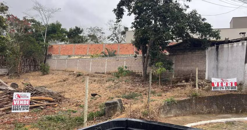 Terreno à venda na Rua Laudelina de Oliveira, Centro, Pequeri