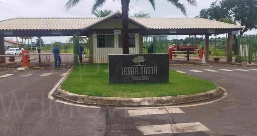 Sítio à venda no bairro Residencial Terra Santa em Trindade/GO