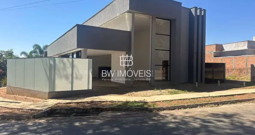 Casa com 3 quartos à venda na Rua JV 12, Residencial Condomínio Jardim Veneza, Senador Canedo