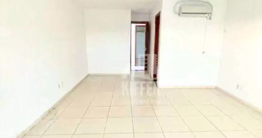 Casa duplex 3 quartos (1 suíte), churrasqueira e garagem – maravista, próxima ao comércio – cód. ca3522