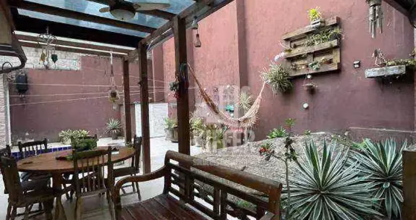 Casa com 4 quartos à venda na Rua Recreio da Fonte, 167, Itaipu, Niterói