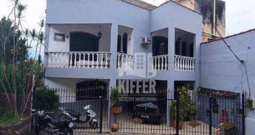 Casa com 3 quartos à venda na Rua Aurora Siqueira, 134, Zé Garoto, São Gonçalo
