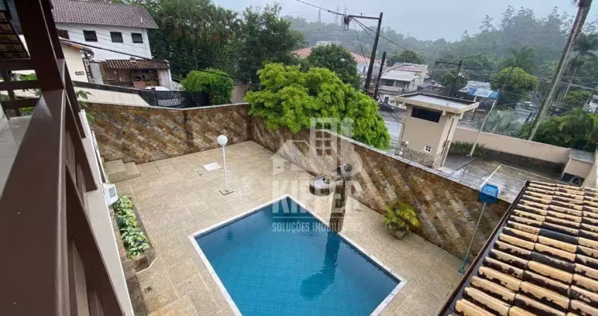 Casa com 5 quartos à venda, 400 m² por r$ 1.400.000 - maria paula - niterói/rj