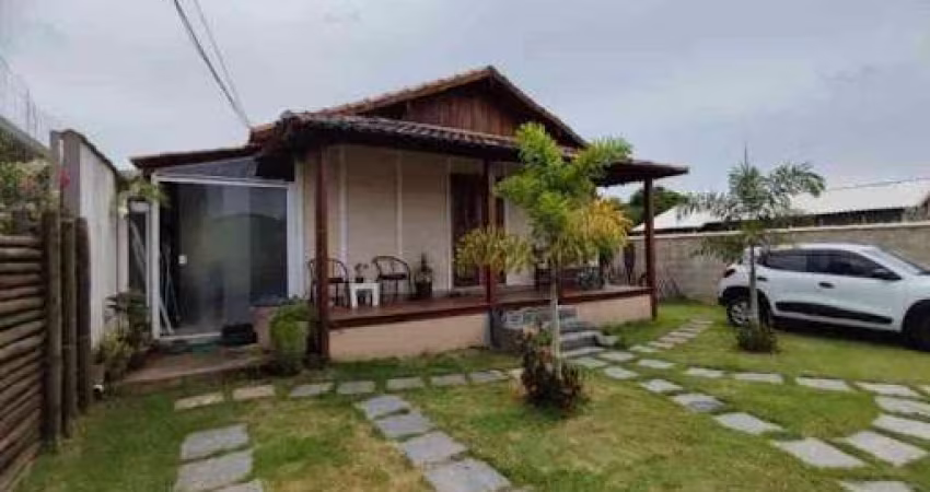 Casa com 3 dormitórios à venda, 96 m² por R$ 319.000,00 - Cajueiros (Itaipuaçu) - Maricá/RJ