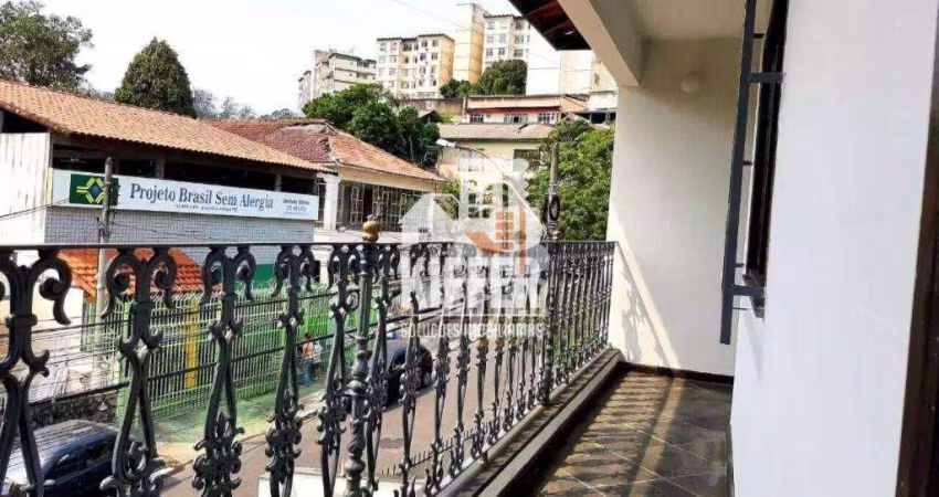 Casa com 2 dormitórios à venda no Fonseca