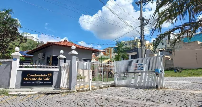 Casa à venda, 213 m² por R$ 580.000,00 - Arsenal - São Gonçalo/RJ