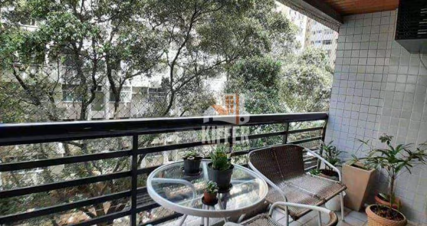 Apartamento com 4 quartos no miolo de Icaraí