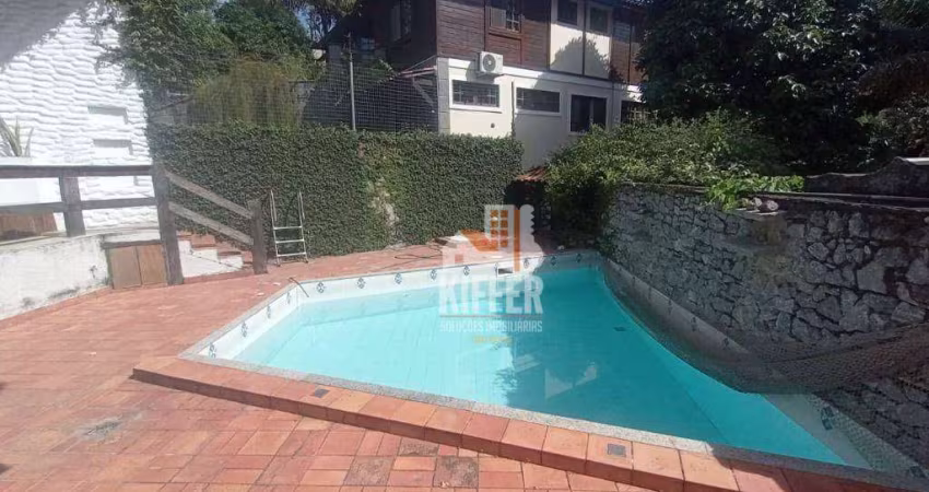Casa com 4 quartos para alugar, 243 m² por R$ 5.330/mês - Sape - Niterói/RJ