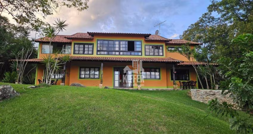 Casa Duplex com 264m² em Terreno de 5.720m² – Vista Mar, 4 Quartos, Ideal para Moradia ou Investimento