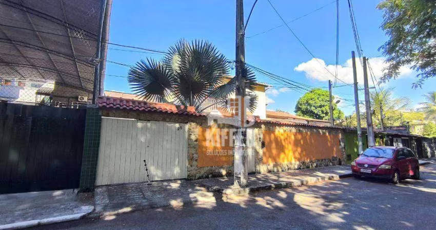 Casa com 3 quartos para alugar, 300 m² por R$ 3.620/mês - Maria Paula - São Gonçalo/RJ