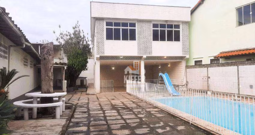 Casa com 3 quartos para alugar, 292 m² por R$ 3.541/mês - Zé Garoto - São Gonçalo/RJ