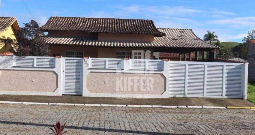 Casa de alto padrão em condomínio fechado – 3 quartos, suíte, por r$375.000,00  papucaia – cachoeiras de macacu
