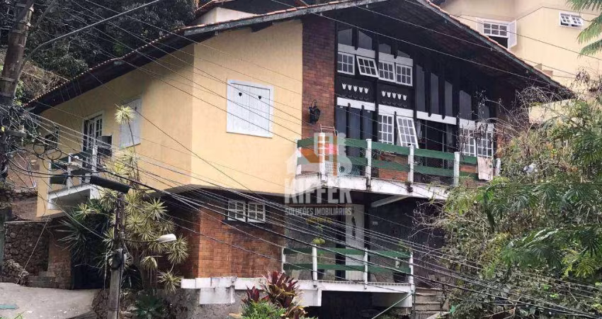 Casa Maceió/ Pendotiba