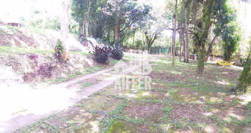 Chácara com 9 dormitórios à venda, 10000 m² por R$ 2.000.000,00 - Rio do Ouro - São Gonçalo/RJ