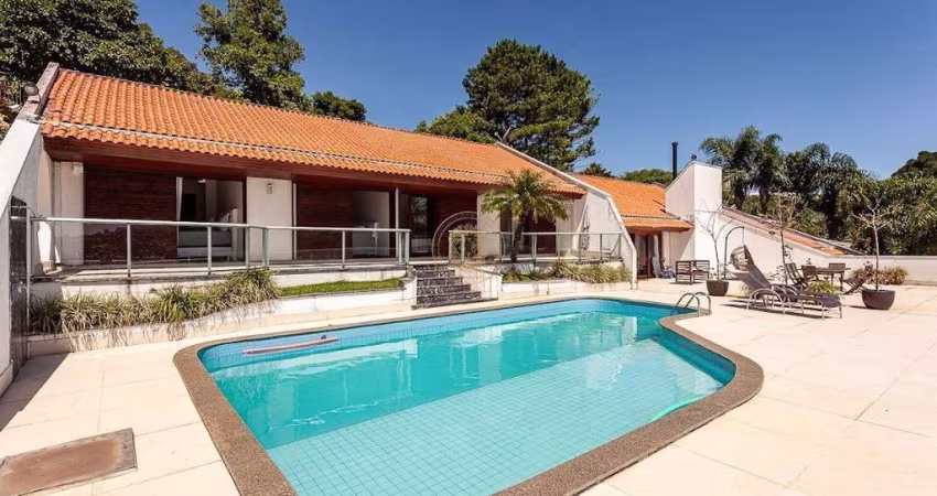 Casa com 4 dormitórios - Mercês - Experimente o Atendimento Boutique;
