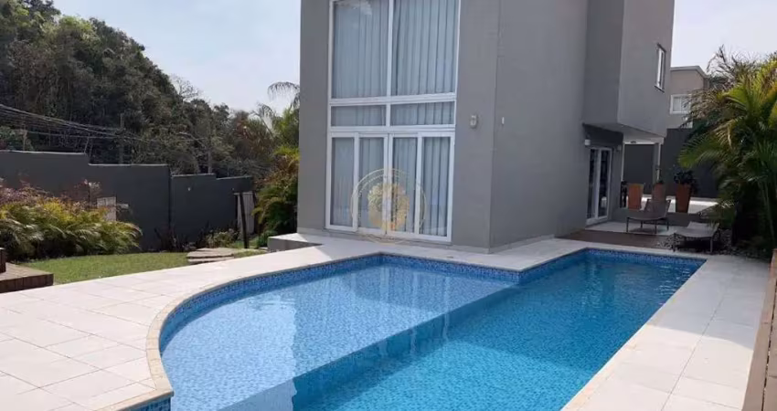 Casa com 4 dormitórios em Santa Felicidade