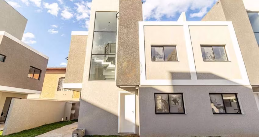 Sobrado com 3 quartos e terraço no Uberaba