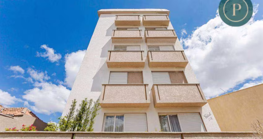 Apartamento com 3 dormitórios e 2 vagas de garagem no Alto da Rua XV