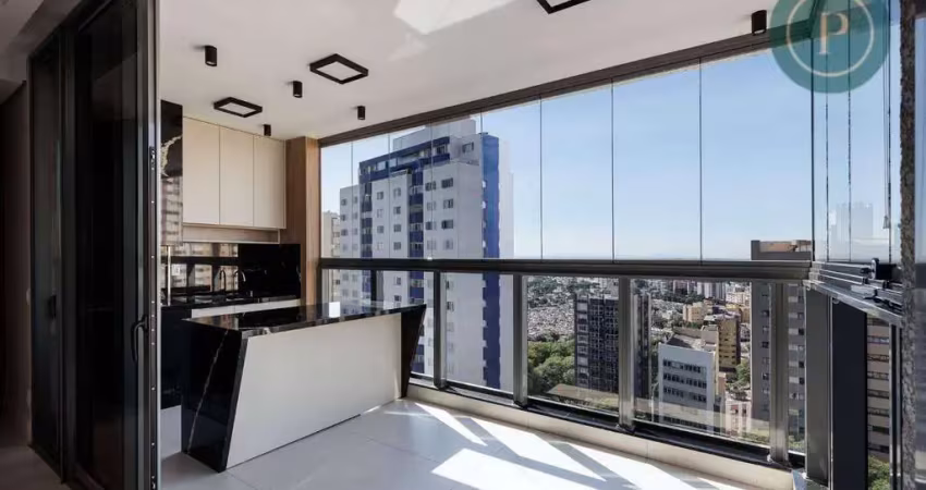 Apartamento semi mobiliado com 3 suítes no água verde