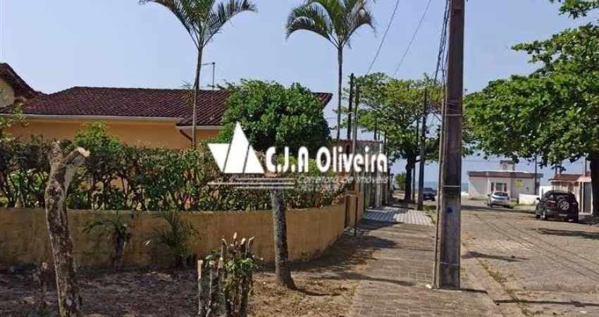 CASA PÉ NA AREIA EM MONGAGUÁ
