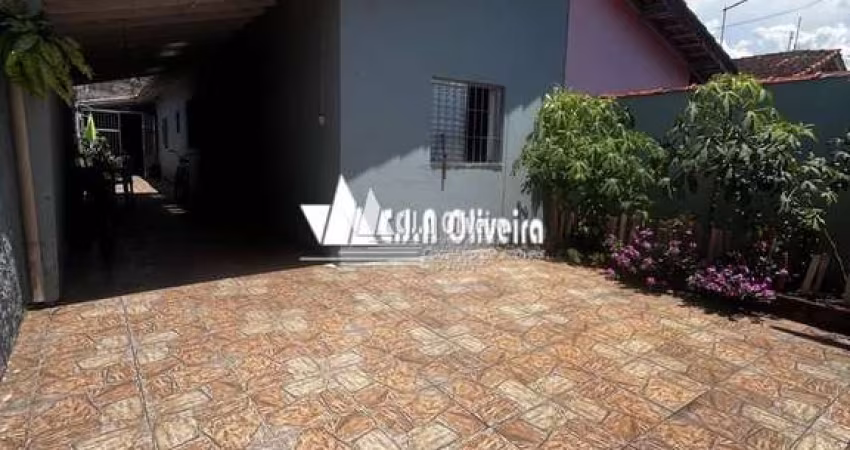 Casa em Mongaguá, 400 metros da rodovia na cidade de Mongaguá 